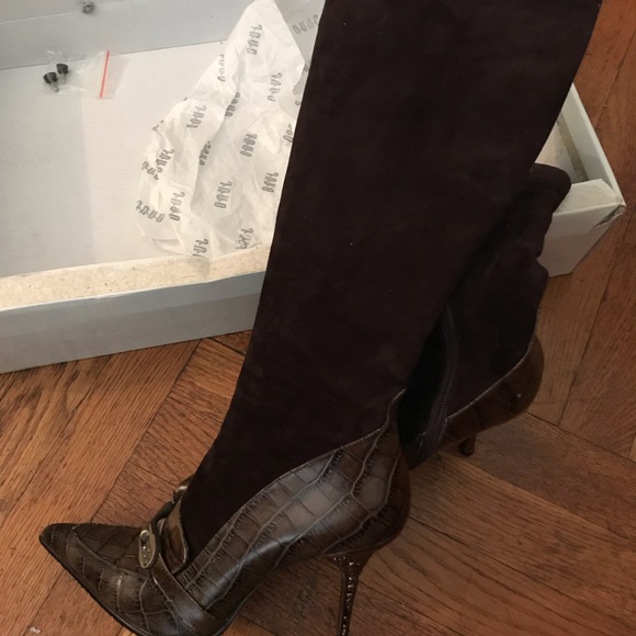 Juno brand knee high boots -help with HURRICANE MELISSA - Picture 3 of 7
